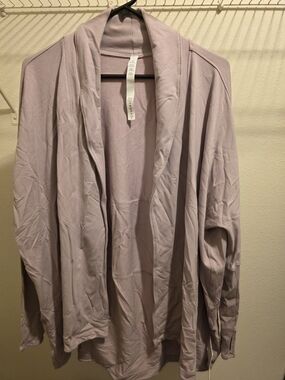 Lululemon Back In Action Wrap in Lavender Purple Size 8 Long Sleeve NWT